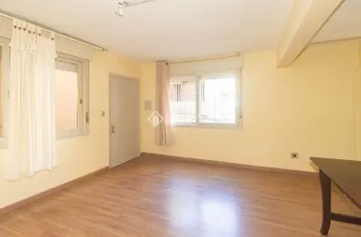 Apartamento com 2 quartos para alugar na rua gonçalo de carvalho, 91, floresta, porto alegre, 80 m2 por r$ 2.350