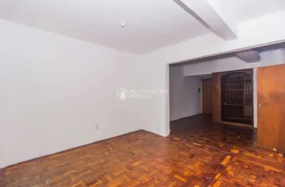 Apartamento com 3 quartos para alugar na rua doutor barros cassal, 607, bom fim, porto alegre, 109 m2 por r$ 2.400