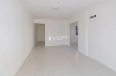 Apartamento com 2 quartos para alugar na rua coronel feijó, 984, são joão, porto alegre, 79 m2 por r$ 4.200