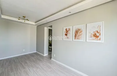 Apartamento com 2 quartos para alugar na rua irmão félix roberto, 100, humaitá, porto alegre, 50 m2 por r$ 2.390