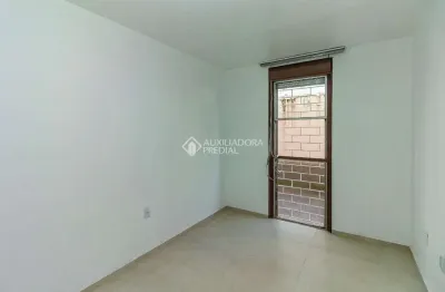 Apartamento com 2 quartos para alugar na avenida palmira gobbi, 886, humaitá, porto alegre, 60 m2 por r$ 1.500