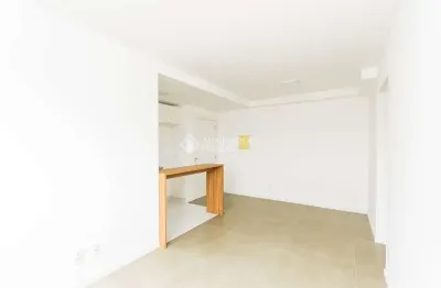 Apartamento com 2 quartos para alugar na rua irmão félix roberto, 100, humaitá, porto alegre, 52 m2 por r$ 1.800