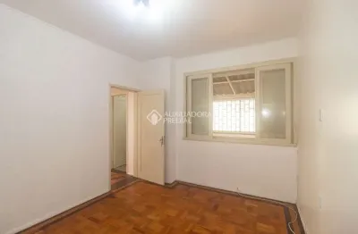 Apartamento com 2 quartos para alugar na rua doutor vicente de paula dutra, 300, praia de belas, porto alegre, 61 m2 por r$ 1.500