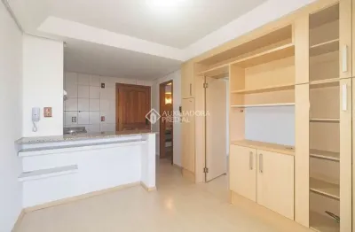 Apartamento com 1 quarto para alugar na avenida loureiro da silva, 1870, cidade baixa, porto alegre, 41 m2 por r$ 1.800