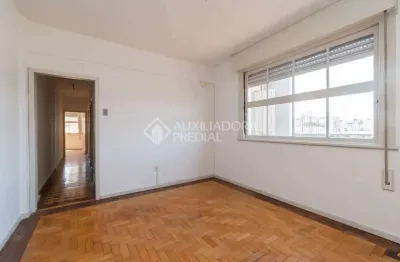 Apartamento com 3 quartos para alugar na rua josé do patrocínio, 111, cidade baixa, porto alegre, 76 m2 por r$ 1.900