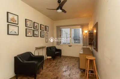 Apartamento com 2 quartos para alugar na rua umbú, 1630, passo da areia, porto alegre, 58 m2 por r$ 1.800