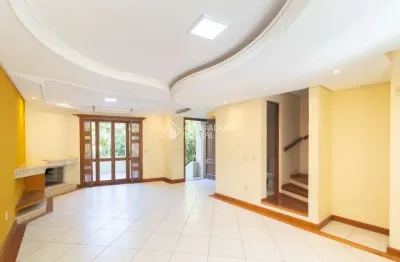 Casa em condomínio fechado com 4 quartos para alugar na rua padre joão batista reus, 438, vila conceição, porto alegre, 318 m2 por r$ 8.500