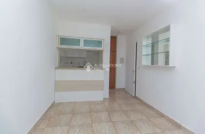 Apartamento com 2 quartos para alugar na rua comissário bergmann, 107, rubem berta, porto alegre, 61 m2 por r$ 1.650