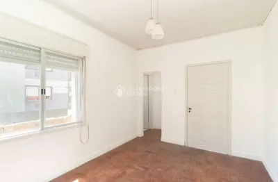 Casa em condomínio fechado com 2 quartos para alugar na rua comendador rodolfo gomes, 592, menino deus, porto alegre, 70 m2 por r$ 1.800