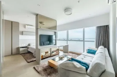 Apartamento com 1 quarto para alugar na avenida diário de notícias, 500, cristal, porto alegre, 43 m2 por r$ 3.500