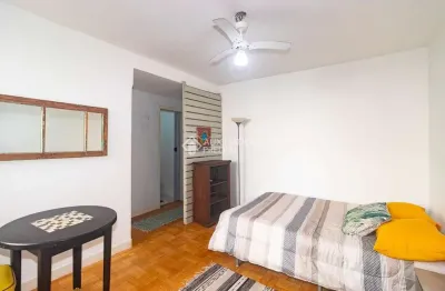 Apartamento com 1 quarto para alugar na rua santo antônio, 367, independência, porto alegre, 28 m2 por r$ 1.400