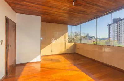 Apartamento com 2 quartos para alugar na rua fernando abbott, 751, cristo redentor, porto alegre, 150 m2 por r$ 3.300
