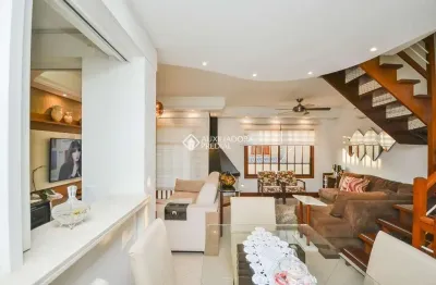 Apartamento com 4 quartos para alugar na rua hipólito da costa, 543, santa tereza, porto alegre, 140 m2 por r$ 11.000