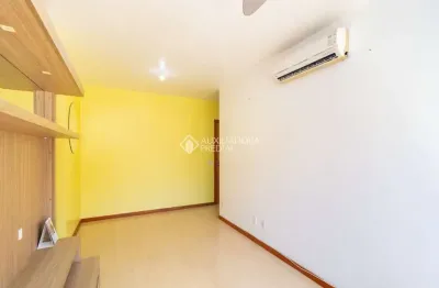 Apartamento com 2 quartos para alugar na avenida loureiro da silva, 1500, cidade baixa, porto alegre, 52 m2 por r$ 2.800