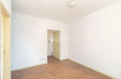 Apartamento com 1 quarto para alugar na rua barão de teffe, 253, menino deus, porto alegre, 35 m2 por r$ 1.300