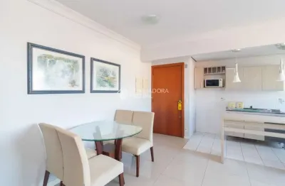 Apartamento com 2 quartos para alugar na avenida da azenha, 680, azenha, porto alegre, 49 m2 por r$ 2.000