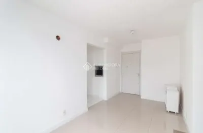 Apartamento com 2 quartos para alugar na Avenida da Cavalhada, 3559, Cavalhada, Porto Alegre, 62 m2 por R$ 2.300
