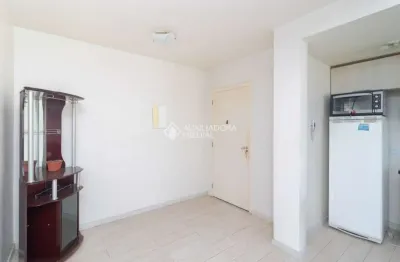 Apartamento com 2 quartos para alugar na rua coronel massot, 1229, cristal, porto alegre, 48 m2 por r$ 1.950