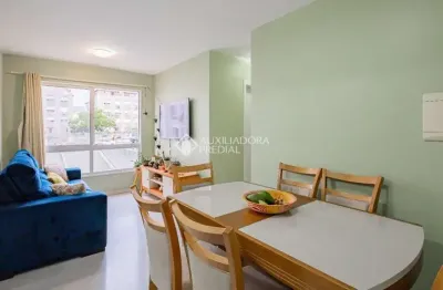 Apartamento com 2 quartos para alugar na Rua Engenheiro João Luderitz, 550, Sarandi, Porto Alegre, 56 m2 por R$ 2.299