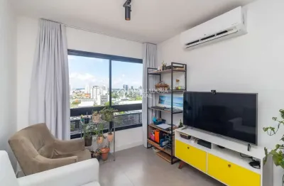 Apartamento com 1 quarto para alugar na Rua Professor Freitas e Castro, 300, Azenha, Porto Alegre, 30 m2 por R$ 3.350