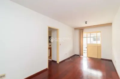 Apartamento com 2 quartos para alugar na Rua Padre João Batista Reus, 1551, Vila Conceição, Porto Alegre, 60 m2 por R$ 1.300