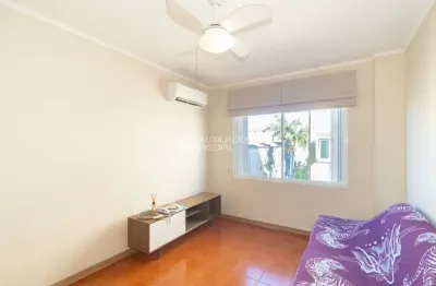 Apartamento com 2 quartos para alugar na Rua Olavo Bilac, 320, Azenha, Porto Alegre, 50 m2 por R$ 2.400