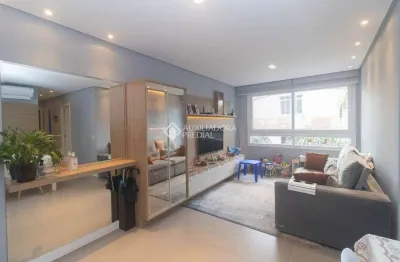 Apartamento com 3 quartos para alugar na Travessa Jaguarão, 60, São João, Porto Alegre, 80 m2 por R$ 5.000