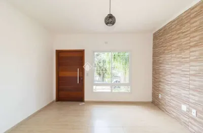 Casa em condomínio fechado com 3 quartos para alugar na Avenida Vereador Roberto Landell de Moura, 326, Tristeza, Porto Alegre, 108 m2 por R$ 1.970