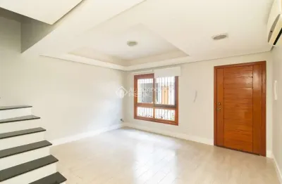Casa em condomínio fechado com 3 quartos para alugar na Rua São Francisco de Assis, 326, Santo Antônio, Porto Alegre, 100 m2 por R$ 4.800