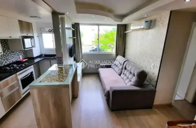 Apartamento com 2 quartos para alugar na Rua Coronel Massot, 1229, Cristal, Porto Alegre, 45 m2 por R$ 3.400