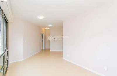 Apartamento com 1 quarto para alugar na Rua Gaston Englert, 147, Vila Ipiranga, Porto Alegre, 51 m2 por R$ 2.200