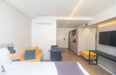 Loft com 1 quarto para alugar na Rua Silva Jardim, 785, Mont Serrat, Porto Alegre, 50 m2 por R$ 3.000