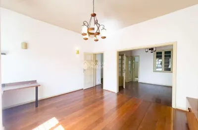 Apartamento com 2 quartos para alugar na rua santo antônio, 381, independência, porto alegre, 120 m2 por r$ 3.000