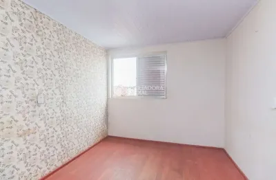 Apartamento com 2 quartos para alugar na avenida adelino ferreira jardim, 170, rubem berta, porto alegre, 46 m2 por r$ 700
