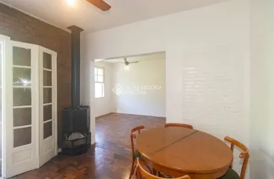 Apartamento com 2 quartos para alugar na avenida cristóvão colombo, 2674, floresta, porto alegre, 97 m2 por r$ 2.590