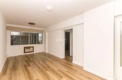 Apartamento com 2 quartos para alugar na avenida independência, 50, independência, porto alegre, 75 m2 por r$ 1.800