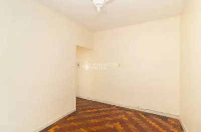 Apartamento com 2 quartos para alugar na avenida getúlio vargas, 759, menino deus, porto alegre, 51 m2 por r$ 1.300