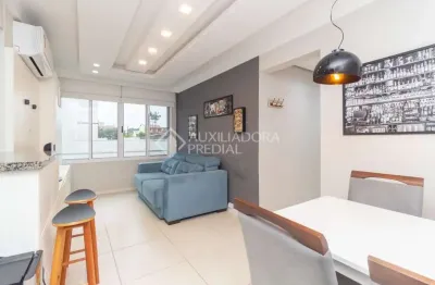 Apartamento com 2 quartos para alugar na rua doutor pereira neto, 715, tristeza, porto alegre, 56 m2 por r$ 2.700