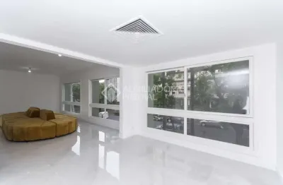 Apartamento com 3 quartos para alugar na rua luciana de abreu, 210, moinhos de vento, porto alegre, 228 m2 por r$ 15.000