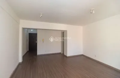 Apartamento com 1 quarto para alugar na rua joão alfredo, 788, cidade baixa, porto alegre, 43 m2 por r$ 1.190