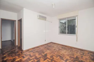 Apartamento com 2 quartos para alugar na rua roque calage, 240, passo da areia, porto alegre, 51 m2 por r$ 1.800