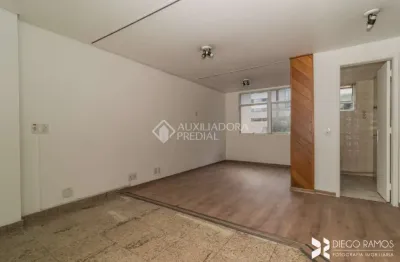 Sala comercial para alugar na avenida carlos gomes, 1286, três figueiras, porto alegre, 43 m2 por r$ 1.000