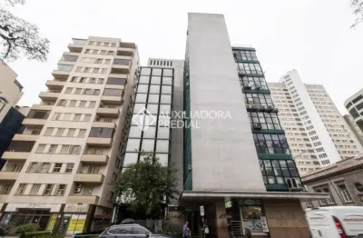 Sala comercial para alugar na praça dom feliciano, 78, centro histórico, porto alegre, 49 m2 por r$ 1.600