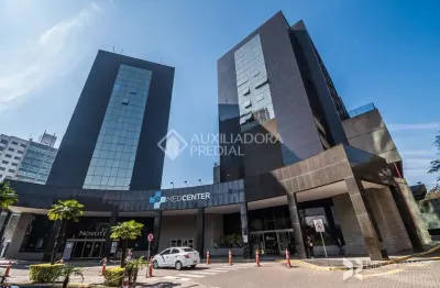 Sala comercial para alugar na avenida soledade, 569, três figueiras, porto alegre, 42 m2 por r$ 3.150