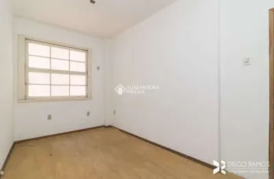 Sala comercial para alugar na rua dos andradas, 1646, centro histórico, porto alegre, 65 m2 por r$ 690