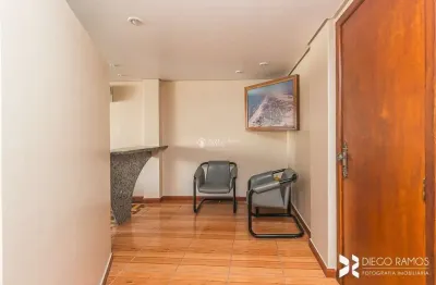 Sala comercial para alugar na rua uruguai, 295, centro histórico, porto alegre, 55 m2 por r$ 4.050