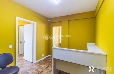 Sala comercial para alugar na rua dos andradas, 1560, centro histórico, porto alegre, 58 m2 por r$ 3.000
