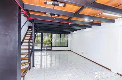 Ponto comercial para alugar na rua duque de caxias, 1735, centro histórico, porto alegre, 61 m2 por r$ 2.200