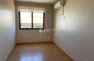 Sala comercial para alugar na avenida borges de medeiros, 2105, praia de belas, porto alegre, 37 m2 por r$ 1.500