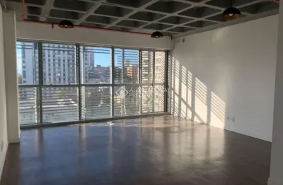 Sala comercial para alugar na rua vinte e quatro de outubro, 1440, independência, porto alegre, 29 m2 por r$ 4.696